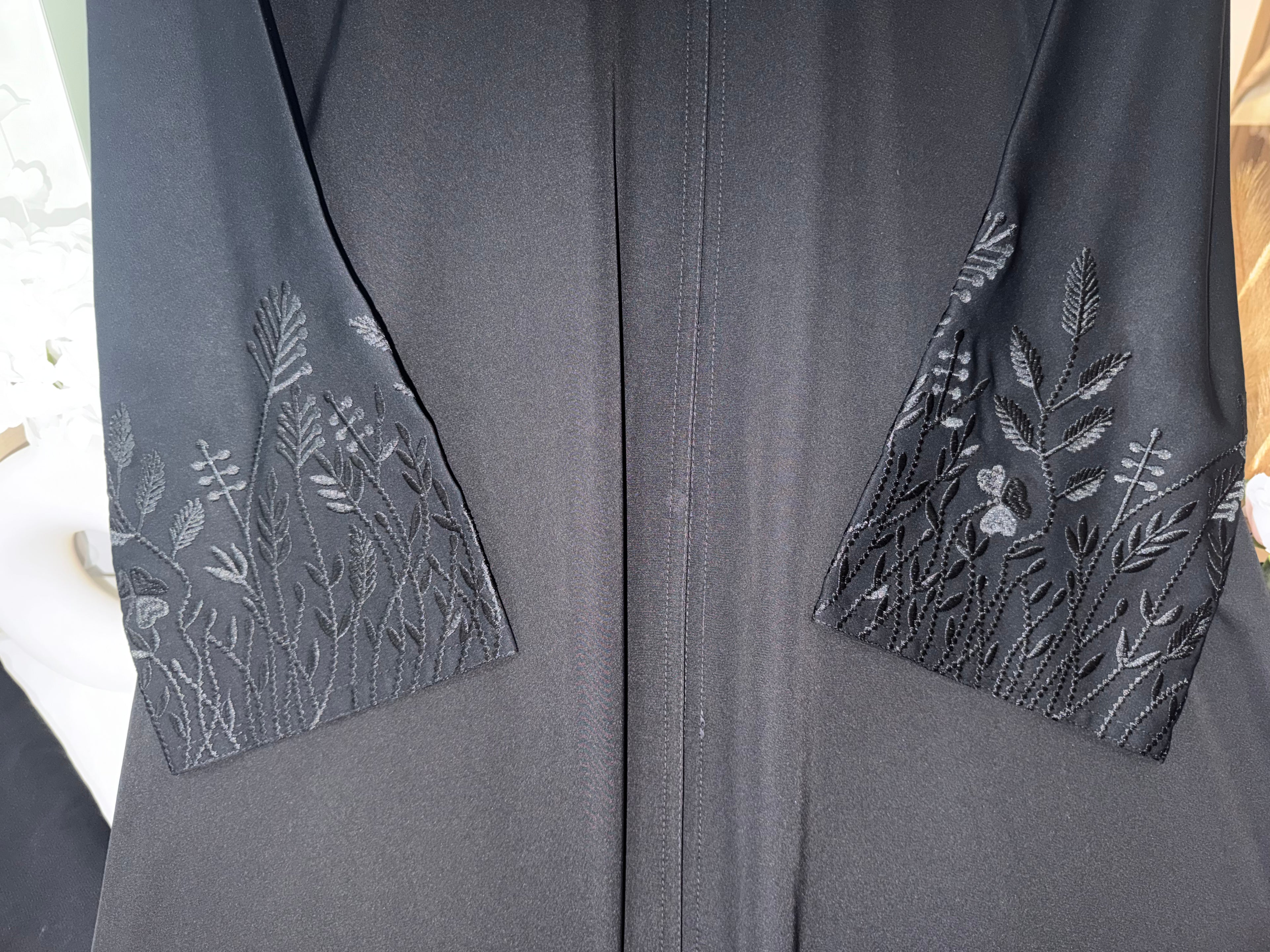 Red Collar Crest Knit Polo